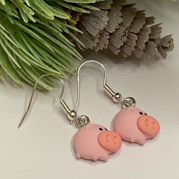 Pig Earring, Piggy, Pig Jewelry, Pig Charm, Gift Idea, Silly Animal Earring, Hog - Picture 7 of 9